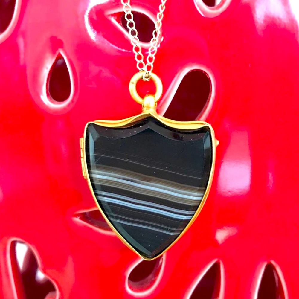 Victorian Banded Agate Shield Shaped Locket